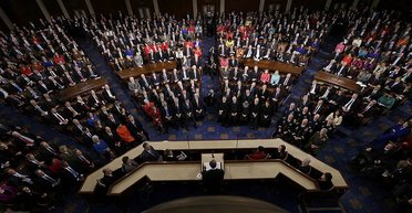 "Дотримуйтеся порядку": конгресменів США змусили прибрати українські прапори (фото)