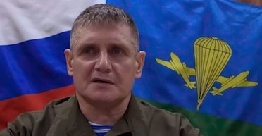 Перекошене обличчя та заїкається: генерал РФ записав перше звернення після удару по штабу