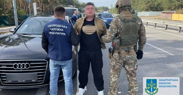Група шахраїв ошукала матір загиблого військового на 7,5 млн гривень, — Офіс генпрокурора