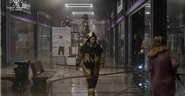 Побачили на камерах: пожежу в київському ТРЦ "Космополіт" здійснив 7-річний хлопчик (відео)