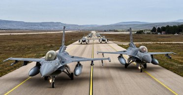 Турецкие истребители появятся вблизи границ Украины и России: названы сроки