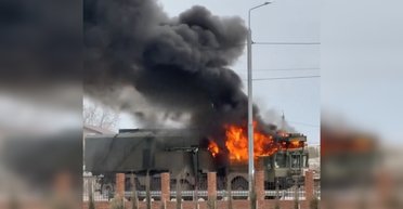 "Видел" цели аж над Запорожьем: в Крыму загорелся радар С-300/С-400 ВС РФ (видео)