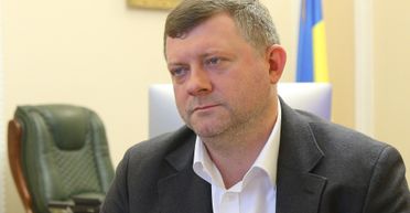 Слуга парламенту. Олександр Корнієнко про монобiльшiсть, Дмитра Разумкова та бюджет партІЇ