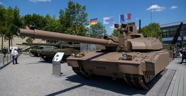 Франция заказала модернизацию танков Leclerc: что известно