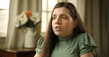 "Прикидалася дитиною": сирота з України зустрілася з батьком, який вважав її небезпечною