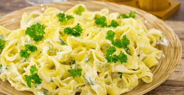 Паста "Альфредо": готується просто, а виходить не гірше, ніж у ресторані