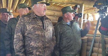 Покладуть на стіл червону кнопку: РФ можуть "змусити" застосувати ядерну зброю, — Лукашенко