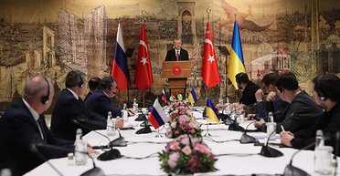 "Мене хотіли замінити на Медведчука": Зеленський розкрив деталі переговорів у Туреччині