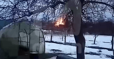 В Брянской области из реактивной артиллерии обстреляли радиозавод "Стрела", — росСМИ (видео)