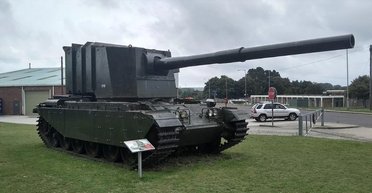 В Великобритании решили восстановить знаменитый истребитель танков FV4005 (фото)