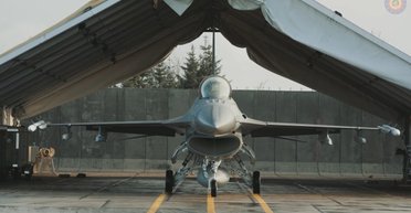 F-16 для Повітряних сил ЗСУ: український технік розкрив деталі підготовки в Данії (відео)