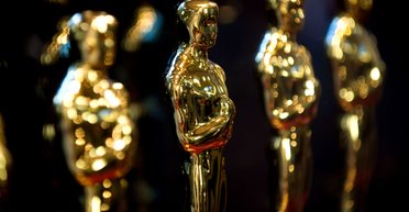 Очень личный "Оскар". Кому достанутся позолоченные статуэтки