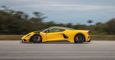 Более 2000 сил: американцы презентовали самый мощный в мире суперкар (фото)