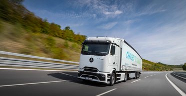 Конкурент Tesla Semi: Mercedes представив нестандартну електричну вантажівку (фото)