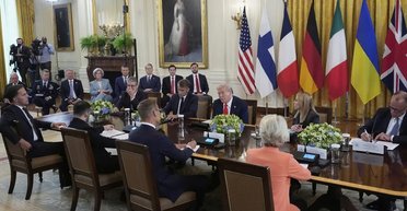 Мирный план США скорректирован: Украина отказалась от важнейшего пункта, — WSJ