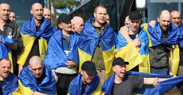 Украина и РФ провели новый обмен пленными: кто вернулся домой (фото)