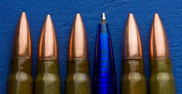 Внимание, заминировано. Как российская пропаганда завоевывает украинские территории