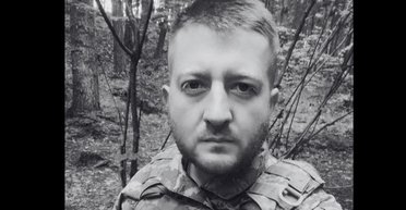 Ему навсегда останется 30: На фронте погиб писатель Юрий Канюк (фото)