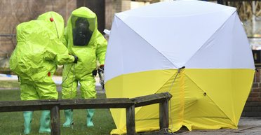 Британия официально обвинила Путина в отравлении Скрипалей веществом "Новичок"