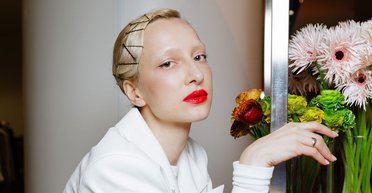 Олимпия Вайтмусташ и Соня Забуга появились на весеннем бранче в Киеве (фоторепортаж)