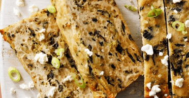 Грецький м'ясний рулет зі шпинатом і сиром фета: простий рецепт вишуканої страви