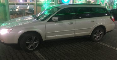 Капсула времени из 2000-х: в Украине обнаружили 18-летний Subaru в заводской упаковке (фото)