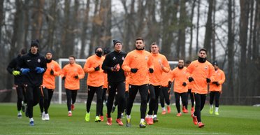 "Кроты" или "орлы". "Шахтер" готовит окопы для немцев и хочет удивить их Соломоном