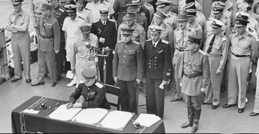 Высокая честь и изощренная месть. Как украинец Кузьма Деревянко поставил точку во Второй мировой войне и почему Сталин расправился с ним