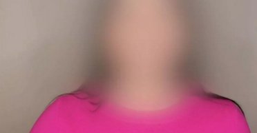 Продала лицо за почти 2 тысячи долларов: девушка попала в ловушку контракта с искусственным интеллектом