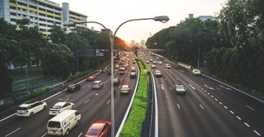 Для боротьби із заторами: у Сінгапурі право володіння авто стало дорожчим за $100 000