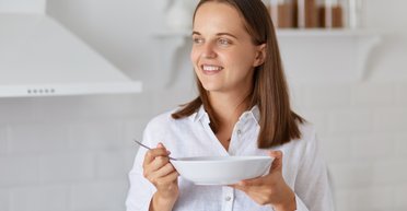 Идеально для осени: 4 рецепта сытных супов, которые помогут похудеть