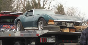 Сокровище за $150 000: в США обнаружен раритетный заброшенный спорткар 70-х (видео)