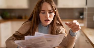 "Збирайте речі та йдіть": дівчина випадково дізналася, скільки насправді років її коханому