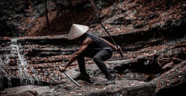 Тяжелая и почетная роль кайсяку: зачем для ритуала сэппуку был нужен второй самурай