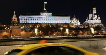 Аэропорты не работают: Москву и ряд регионов России в течение ночи атаковали дроны