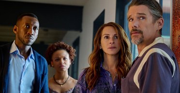 Блэкаут по-американски. Многое из нового фильма Netflix c Джулией Робертс украинцы испытали на себе