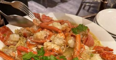 Жінка у ресторані помітила, що її страва "рухається": однак найстрашніше не це (фото)