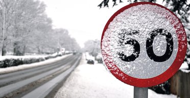 Тише едешь — целее будешь. Как решить проблему массовых ДТП