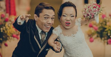 "Любовь побеждает": самые низкие в мире супруги установили мировой рекорд (фото)