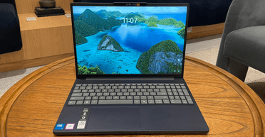 Експерти назвали найкращий ноутбук для роботи та розваг — і це не MacBook (відео)