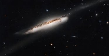 Міст із зірок: який вигляд матиме Чумацький Шлях після злиття з галактикою Андромеди (фото)