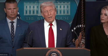 Обмін землями і "войовничі росіяни": головні заяви Трампа про майбутню зустріч із Путіним (відео)