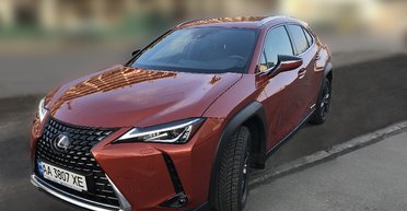 Лексус идет в люди. Почему кроссовер Lexus UX 2019 — отличное решение для городских поездок