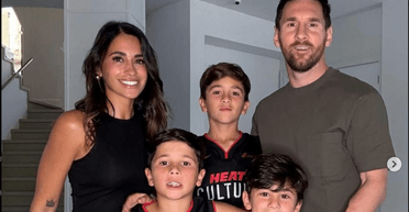 "Сімʼя": Лео Мессі показав трьох синів та дружину (фото)