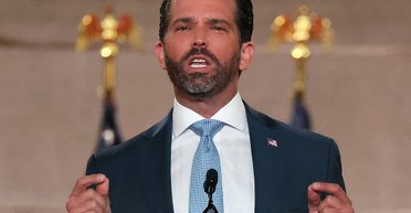 Сын Трампа возмутился, что жена Джо Байдена не заметила рак: появилась реакция ИИ Grok