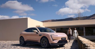 На украинский рынок выйдут премиальные электромобили от Huawei: подробности и цены (фото)