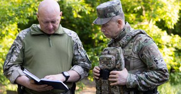 Ситуация сложная: главком Сырский назвал направления главного удара россиян на Востоке (карта)