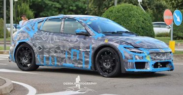 Первый электромобиль Ferrari заметили на дорогах (фото)