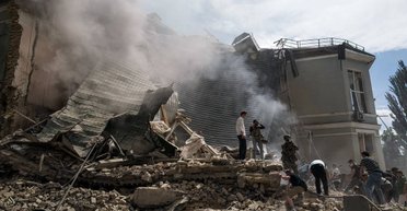 "PR-операции на крови": Песков заявил, что удар по "Охматдету" нужен Украине для саммита НАТО