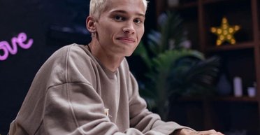 Станет "хорошим": российского тиктокера Милохина предлагают отправить на войну в Украину, — СМИ